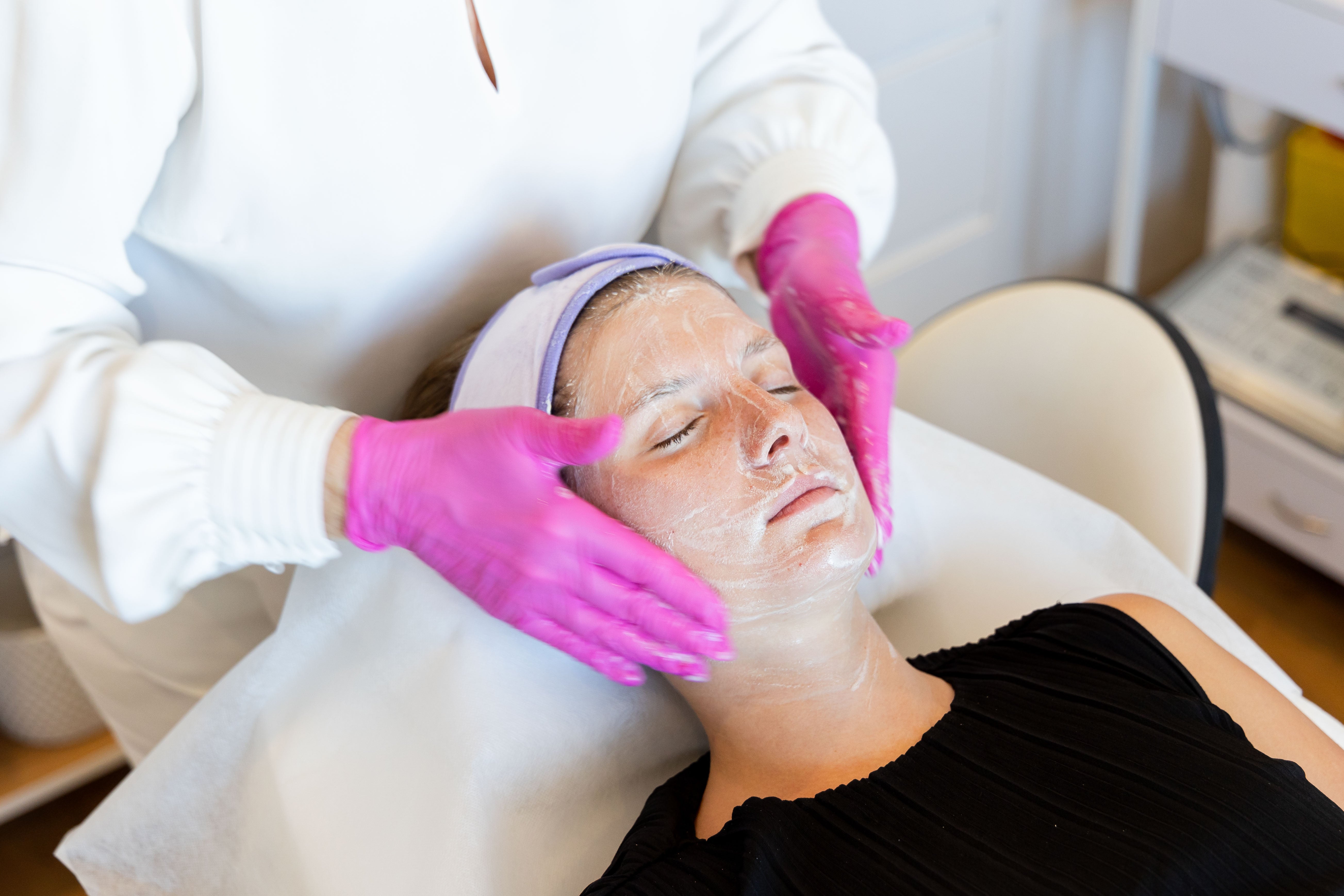 Deep Cleansing Facials