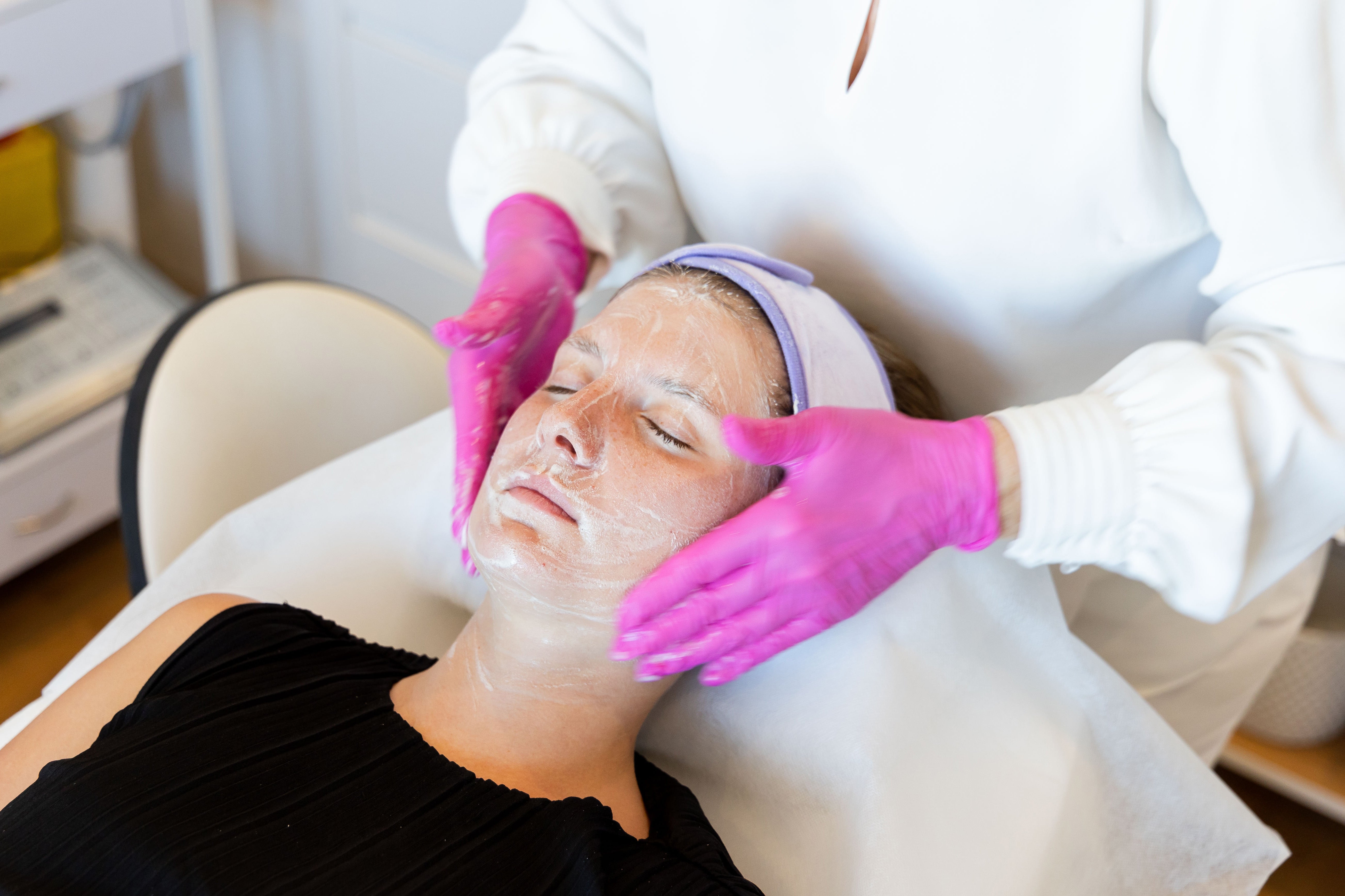 Deep Cleansing Facials